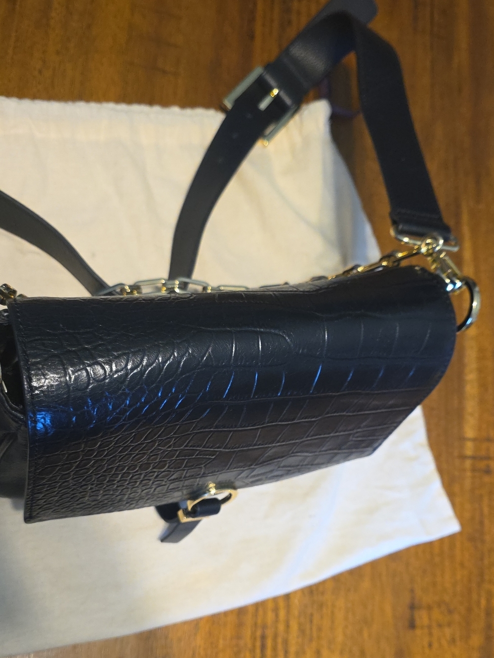 Ted Baker Jjolie Black Leather Crossbody Bag with Gold Chain With Dust Bag - Picture 12 of 16